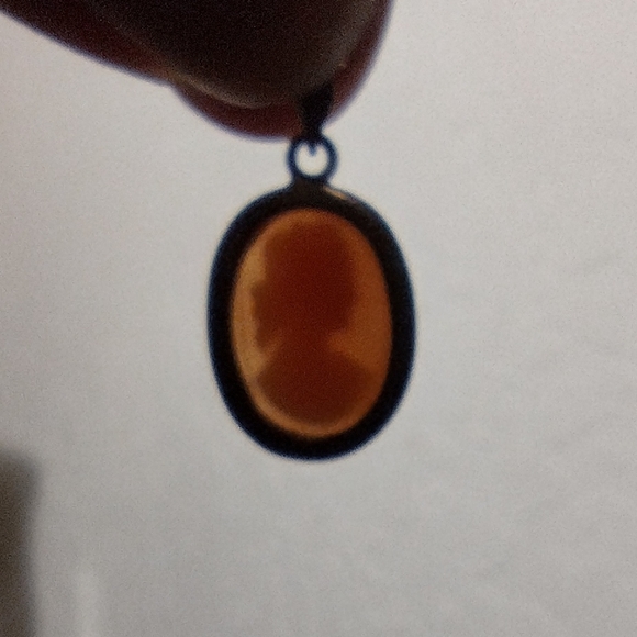 3 piece Sterling, Shell (Delicate Detail) Cameo Lot. Necklaces + Pendants - Picture 6 of 16